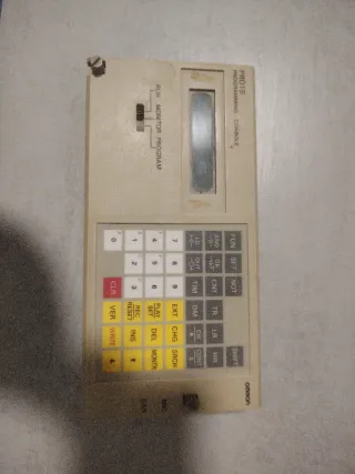 Consola Programación OMRON PRO15 C120-PRO15E