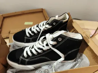 Zapatillas D.Franklin Negras y Blancas