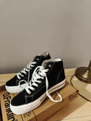 Zapatillas D.Franklin Negras y Blancas