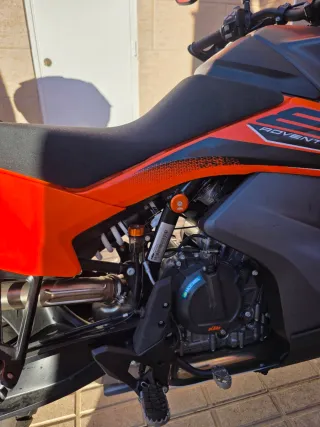 KTM 890 Adventure 2021 Impoluta, full de accesorio