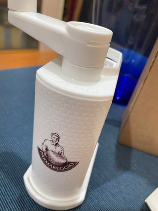 Grattugia a manovella da tavola - Rigamonti