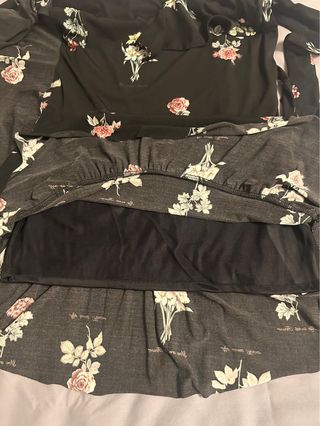 Vestido Liu Jo volante floral negro