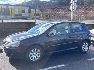 Volkswagen Golf 2004
