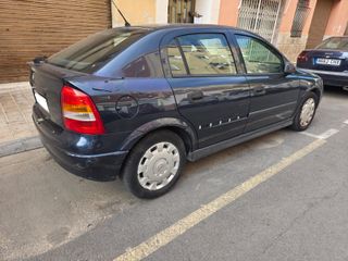 Opel Astra 2003