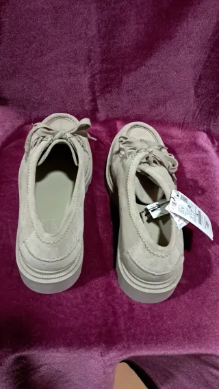 Zapatos de piel beige talla 44