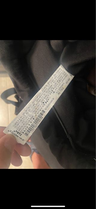 Mochila de piel negra