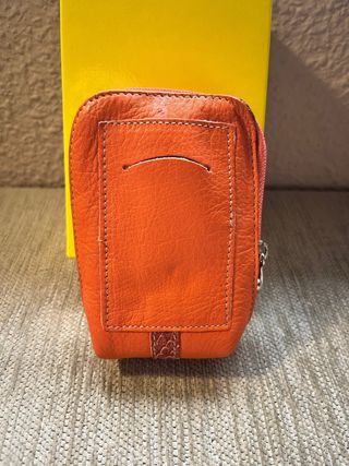 Cartera de piel naranja + pitillera de regalo