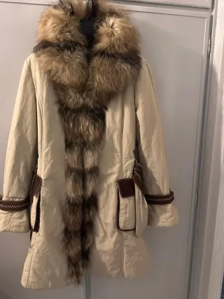 Cappotto donna beige con pelliccia/pelle