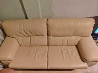 Sofá piel 2 plazas beige