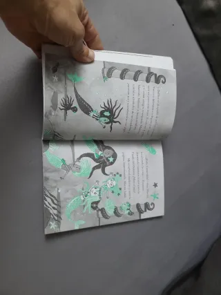 Sirena Esmeralda y la fiesta del océano (La sir...