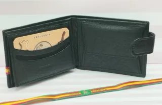 NOVEDAD! CARTERA MONEDERO PIEL HORIZONTAL LEGION