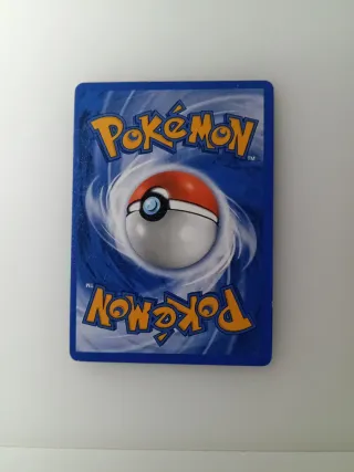 Carta Pokémon Giratina V ASTRO 131/196