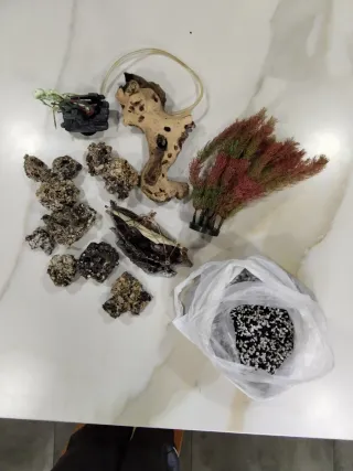 Pecera de 70 litros con accesorios