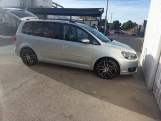 Volkswagen Touran 2013