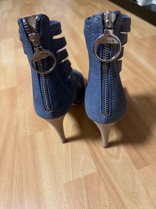 Sandalias Miss Sixty Talla 36 azul de piel