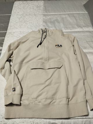 Sudadera Fila Beige con Capucha y Bolsillo