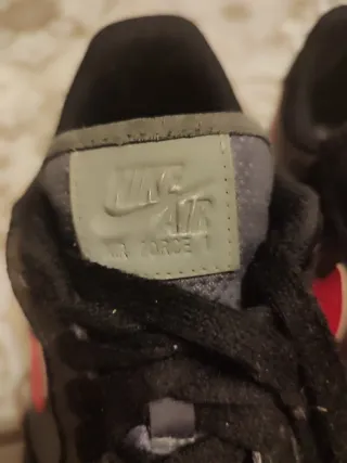 Nike Air Force 1 Negras y Rosas