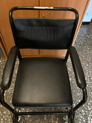 Silla de ducha para personas con discapacidad