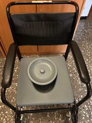 Silla de ducha para personas con discapacidad