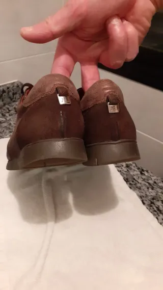 Sneakers de piel marrón