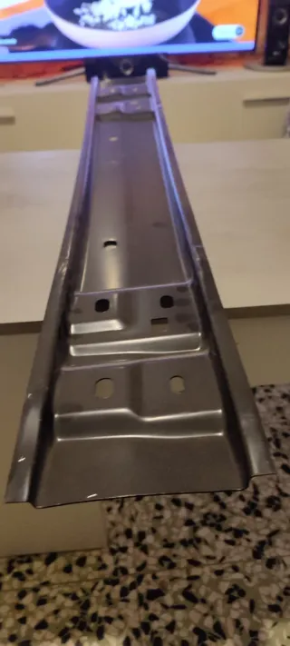 Refuerzo Parachoques Trasero toyota corolla