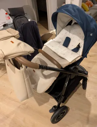 Silla de paseo Joie Versatrax Deepblue