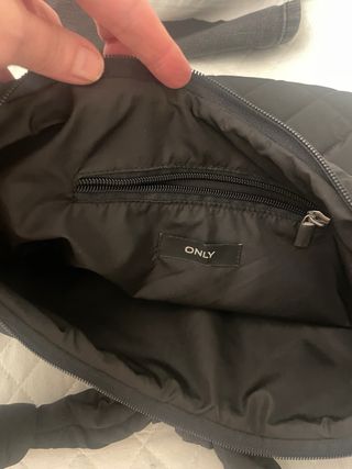 Bolso de hombro negro