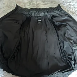 Abrigo Zara Puffer Negro Talla L