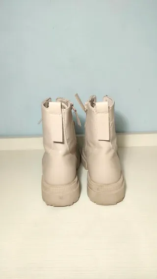 Botas Zara beige