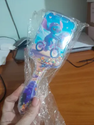 Spazzola per capelli Stitch con glitter