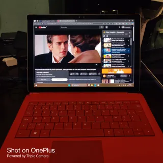 Microsoft Surface Pro 4 Rosso