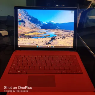 Microsoft Surface Pro 4 Rosso
