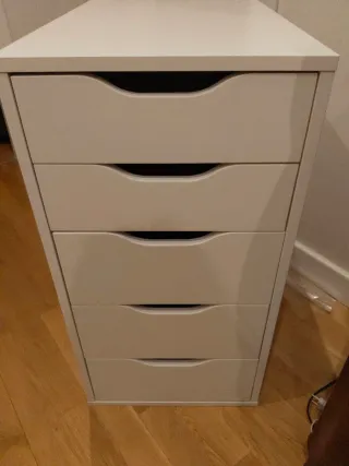 Cajonera Alex Ikea Blanca, sólo venta en persona.