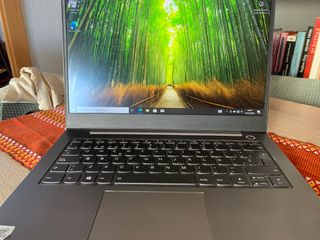 Lenovo ThinkBook 14-IIL Gris