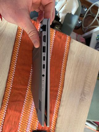 Lenovo ThinkBook 14-IIL Gris