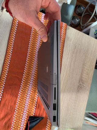 Lenovo ThinkBook 14-IIL Gris