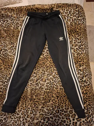 Pantalón Adidas Negro