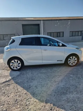 Renault ZOE 2014