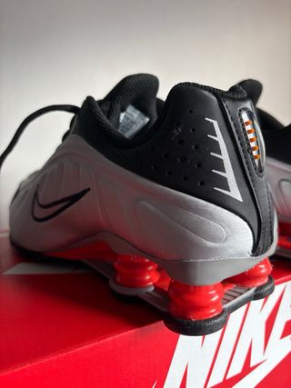 Scarpe Nike Shox Uomo Nero Argento