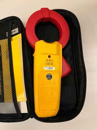 Pinza Amperimétrica de fugas Fluke 369