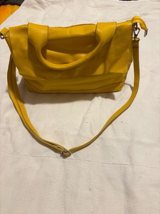 Borsa vera pelle morbidissima tracolla gialla