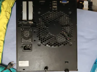 HP Microserver G7 Servidor Negro