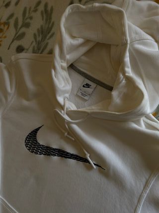 Sudadera Nike Blanca