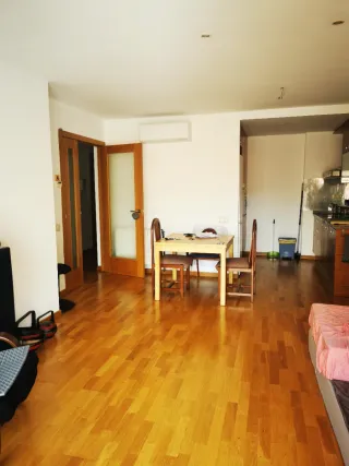 Se alquila habitación en Terrassa para una persona