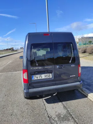 Ford Tourneo Connect 2013