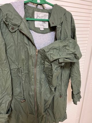 Parka premamá con porta bebés verde