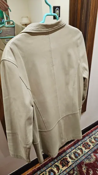 Cazadora de Mink cuero beige