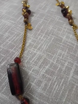 Collana con perle e pendente dorato