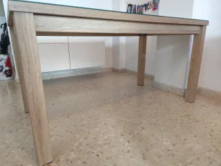 Mesa de comedor madera y cristal...
