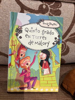 Lote de libros Torres de Malory (6). Juvenil.